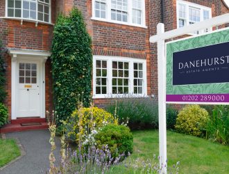 Estate-Agent-Board-Hangman-Danehurst-scaled