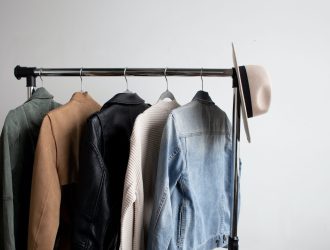 How to Build a Minimalist Wardrobe