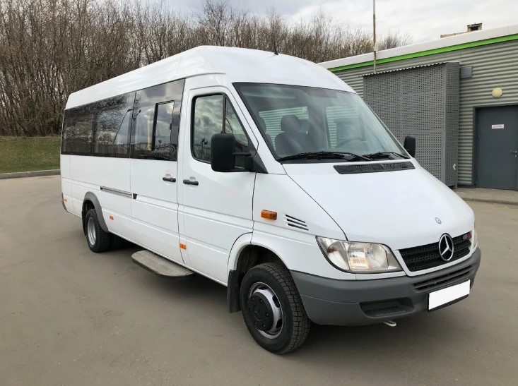 Minibus-Hire-Midlands