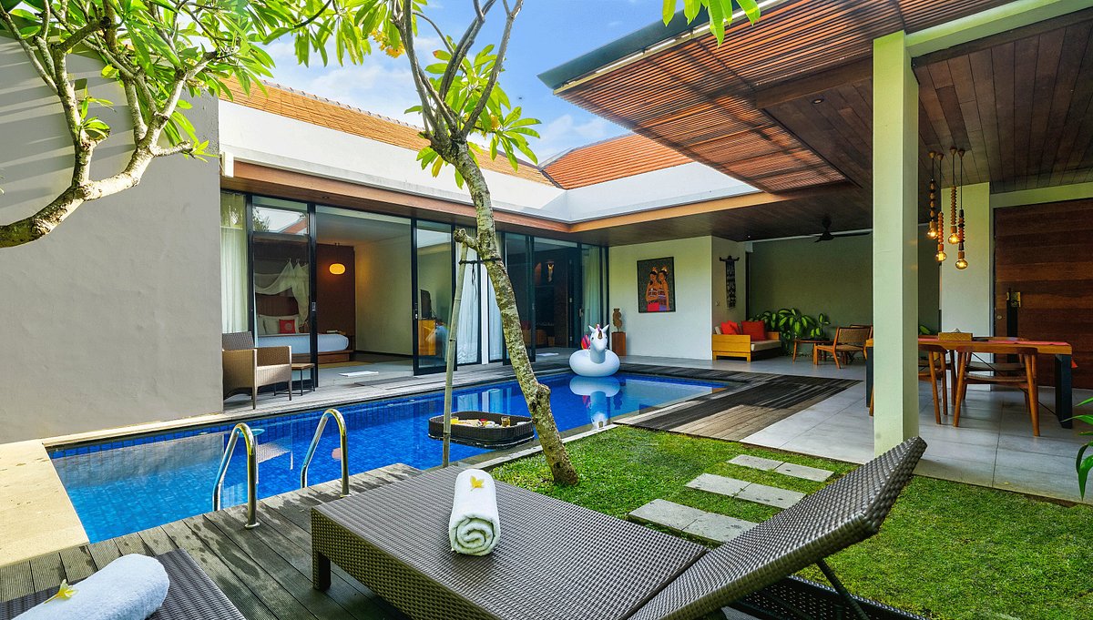 Cheap villas in Legian