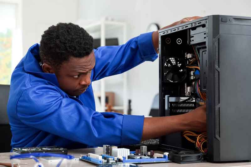 homeguide-computer-repair-tech-fixing-a-PC-thumbnail