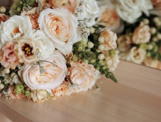 wedding flower bouquet in abu dhabi​