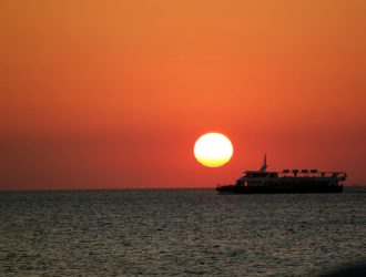 Waikiki Sunset Cruises