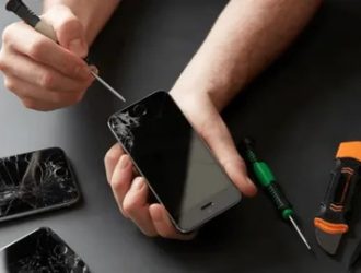 Why Professional iPhone Screen Repair is the Smart Choice