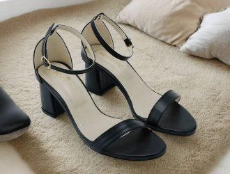 Buy heels online in Pakistans