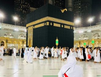 How to Perform Umrah