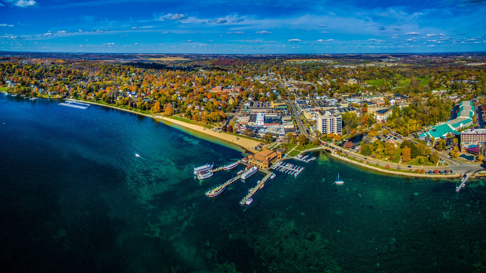 Lake-Geneva-Aerial-Wallpaper